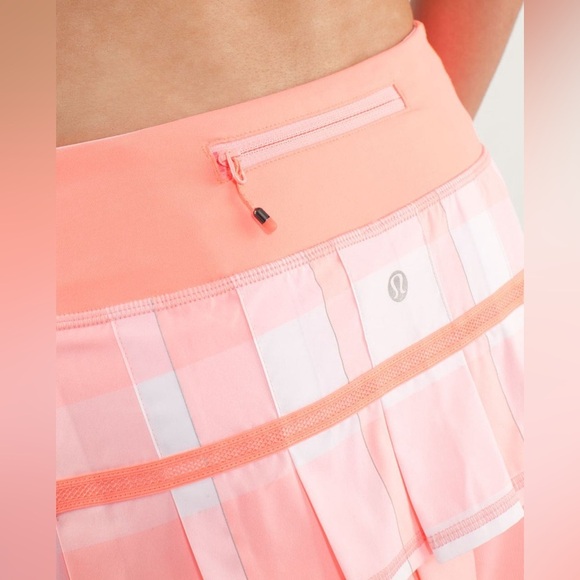 Lululemon Run: Pace Setter Skirt size 4 - Picture 2 of 12
